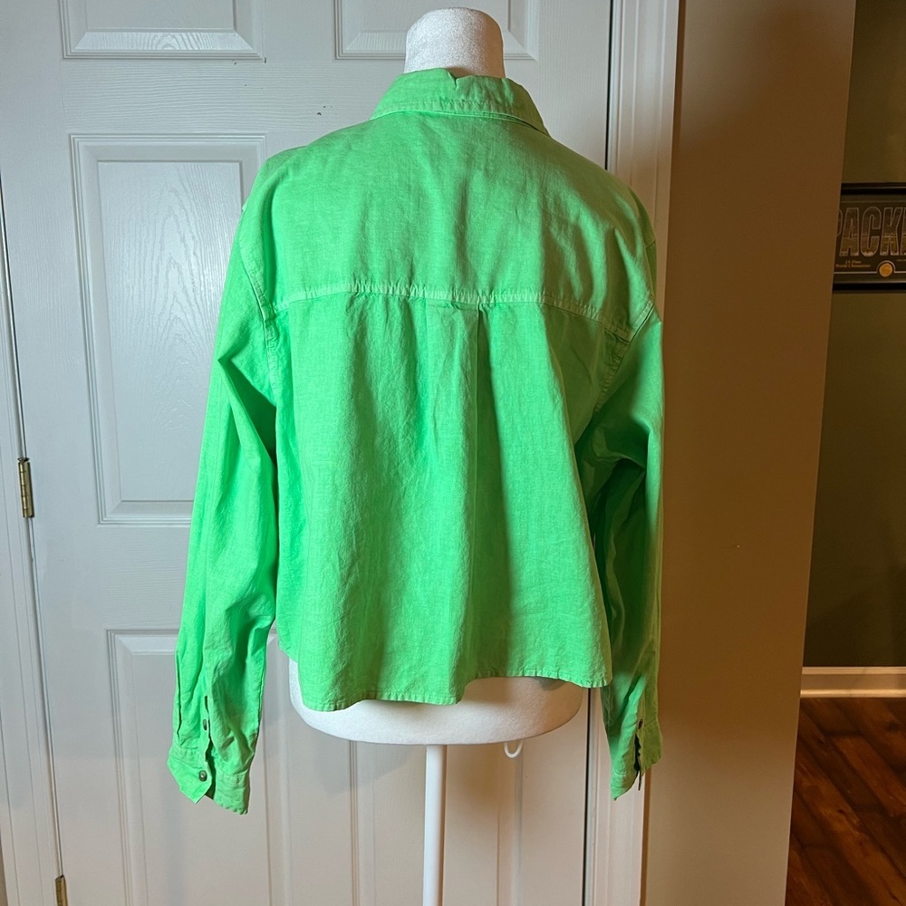 Target Universal Thread Button Down Crop Boxy Lon… - image 4